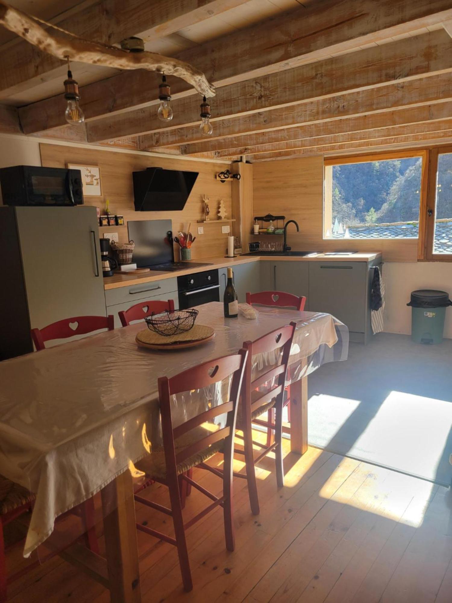 Paisible Maison Dans Les Pyrenees Fontpédrouse Eksteriør bilde